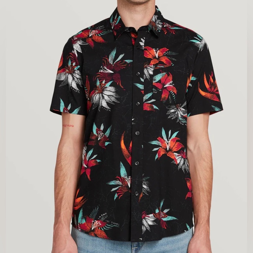 Volcom Hawaiian shirt